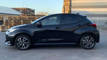 Toyota Yaris 1.5 Hybrid Design 5dr CVT