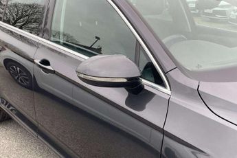Volkswagen Passat Estate 2.0 TDI EVO SCR SEL 5dr DSG