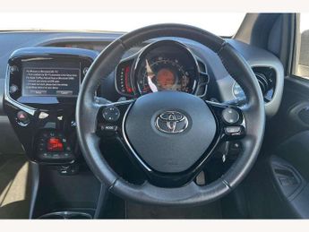 Toyota Aygo 1.0 VVT-i X-Trend TSS 5dr x-shift