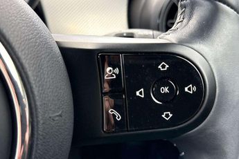 MINI Hatchback 5dr 1.5 Cooper Exclusive 5dr Auto