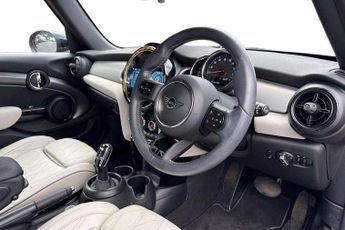 MINI Hatchback 5dr 1.5 Cooper Exclusive 5dr Auto