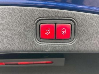 Mercedes-Benz E-Class Coupe E300 AMG Line Premium 2dr 9G-Tronic