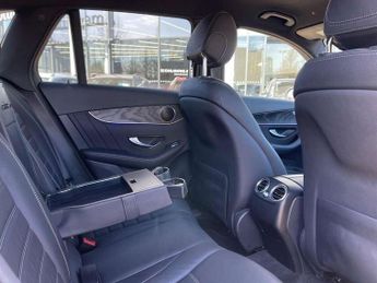 Mercedes-Benz GLC GLC 220d 4Matic AMG Line Premium 5dr 9G-Tronic