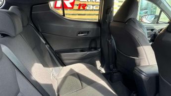 Toyota C-HR 1.8 Hybrid Design 5dr CVT