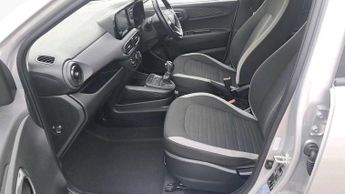 Hyundai i10 1.0 MPi SE Connect 5dr Auto