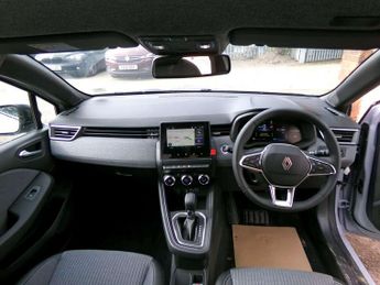 Renault Clio 1.6 E-TECH full hybrid 145 Techno 5dr Auto