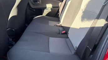 Toyota Yaris 1.5 Hybrid Icon Tech 5dr CVT