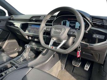 Audi Q3 35 TFSI Black Edition 5dr S Tronic [20" Alloy]