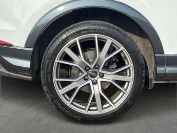 Audi Q3 35 TFSI Black Edition 5dr S Tronic [20" Alloy]