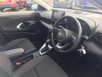Toyota Yaris 1.5 Hybrid Icon 5dr CVT