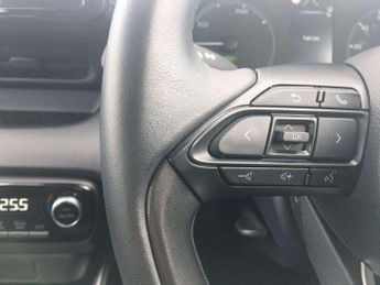 Toyota Yaris 1.5 Hybrid Icon 5dr CVT