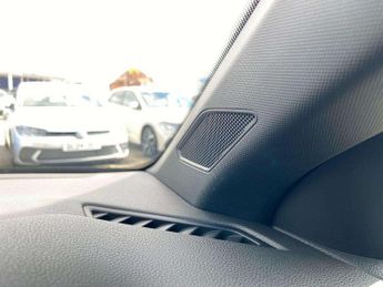 Volkswagen Polo 1.0 TSI 110 R-Line 5dr DSG