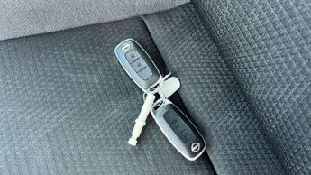 Nissan Qashqai 1.3 DiG-T MH 158 N-Connecta 5dr Xtronic