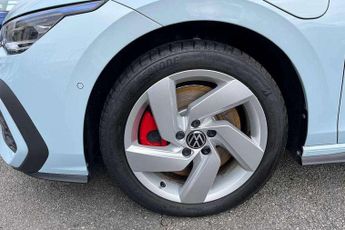 Volkswagen Golf GTE 1.5 TSI 272 GTE eHybrid 5dr DSG