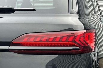 Audi SQ7 SQ7 TFSI Quattro Black Edition 5dr Tiptronic