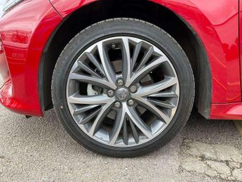 Toyota Yaris 1.5 Hybrid Excel 5dr CVT