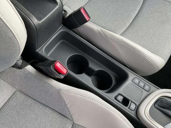 Toyota Yaris 1.5 Hybrid Excel 5dr CVT