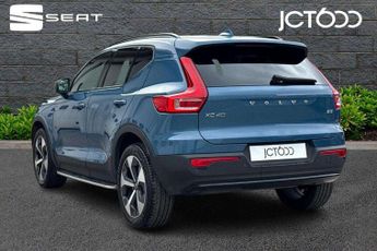 Volvo XC40 2.0 B3P Plus Dark 5dr Auto