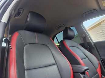 Kia Picanto 1.0 GT-line 5dr Auto [4 seats]