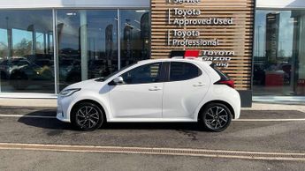 Toyota Yaris 1.5 Hybrid Design 5dr CVT
