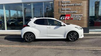 Toyota Yaris 1.5 Hybrid Design 5dr CVT