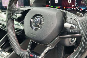 Skoda Octavia vRS 2.0 TSI vRS 5dr DSG