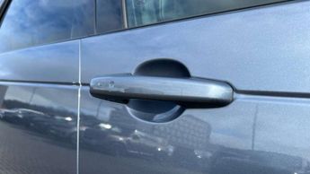 Land Rover Discovery 3.0 D300 R-Dynamic HSE 5dr Auto