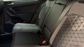 Volkswagen Tiguan 2.0 TDI 4Motion R-Line 5dr DSG