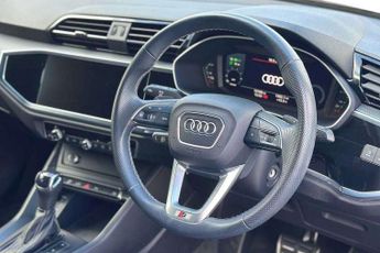 Audi Q3 45 TFSI e Black Edition 5dr S Tronic