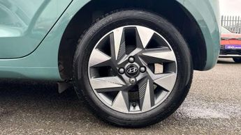 Hyundai i10 1.0 Advance 5dr Auto