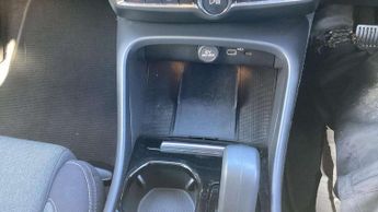 Volvo XC40 2.0 B3P Plus Dark 5dr Auto