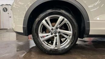 Volkswagen T-Roc 1.5 TSI R-Line 5dr DSG
