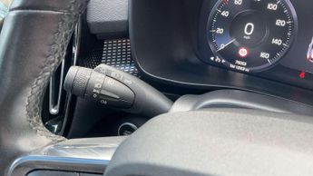 Volvo XC40 1.5 T3 [163] R DESIGN 5dr Geartronic