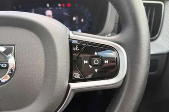Volvo XC60 2.0 B5P Ultra Dark 5dr AWD Geartronic