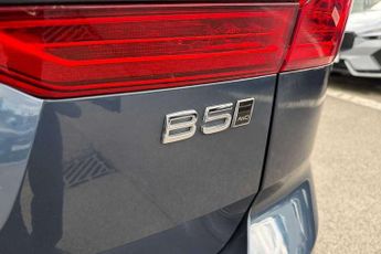 Volvo XC60 2.0 B5P Ultra Dark 5dr AWD Geartronic