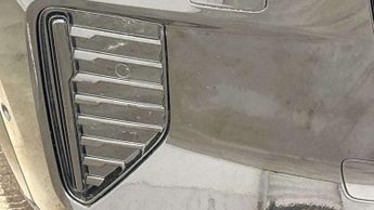 Volvo XC90 2.0 B5P Plus Dark 5dr AWD Geartronic