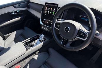 Volvo XC90 2.0 B5P Plus Dark 5dr AWD Geartronic