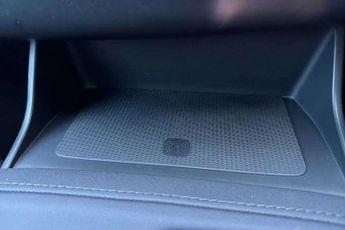 Volvo XC90 2.0 B5P Plus Dark 5dr AWD Geartronic