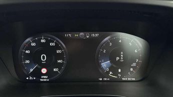 Volvo XC40 2.0 B4P R DESIGN 5dr Auto