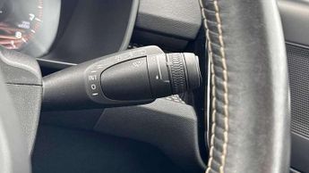 Volvo XC40 2.0 B4P R DESIGN 5dr Auto