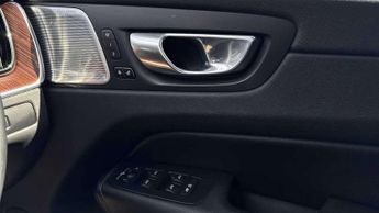Volvo XC60 2.0 B5P Ultimate Dark 5dr AWD Geartronic