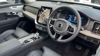 Volvo XC90 2.0 B5P Ultra Dark 5dr AWD Geartronic