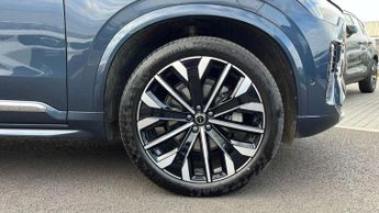 Volvo XC90 2.0 B5P Ultra Dark 5dr AWD Geartronic