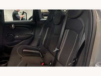 MINI Hatchback 5dr 1.5 Cooper Sport II 5dr Auto