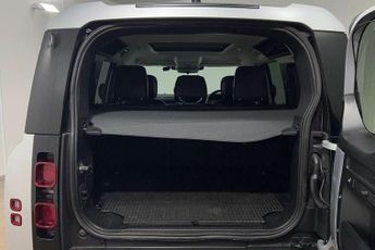 Land Rover Defender 2.0 D240 HSE 110 5dr Auto