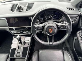Porsche Macan 5dr PDK