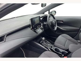 Toyota Corolla 1.8 VVT-i Hybrid Icon Tech 5dr CVT