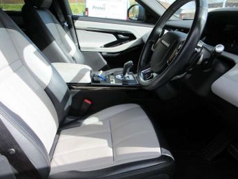 Land Rover Range Rover Evoque 1.5 P300e R-Dynamic SE 5dr Auto