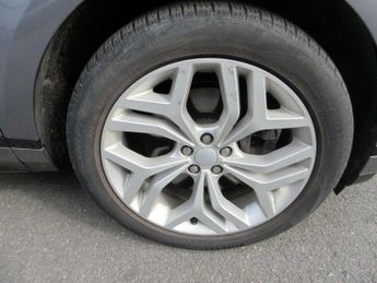 Land Rover Range Rover Evoque 1.5 P300e R-Dynamic SE 5dr Auto