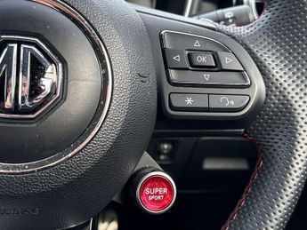 MG HS 1.5 T-GDI Trophy 5dr DCT
